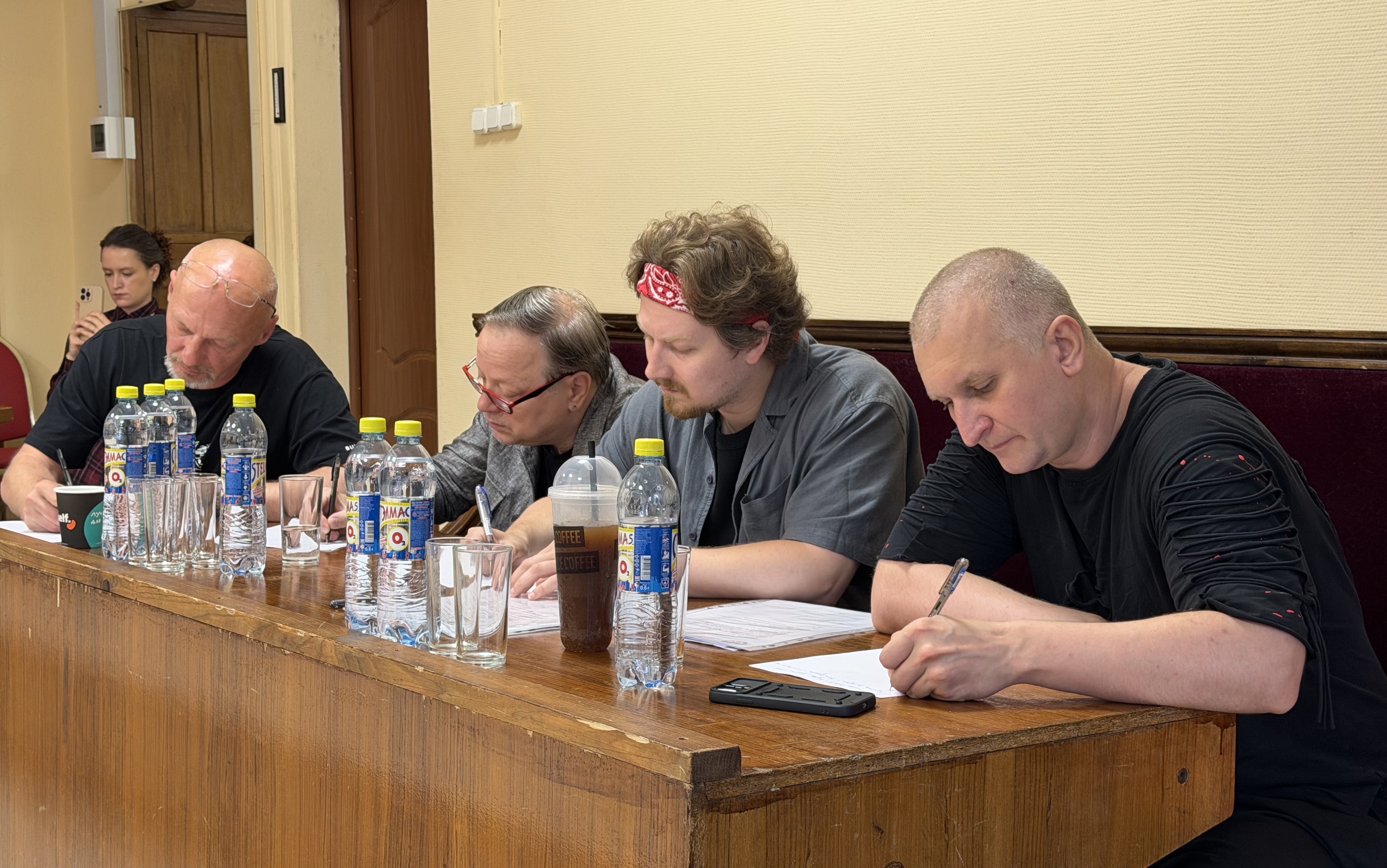 В Театре Армии состоялась встреча абитуриентов с заслуженным артистом России Николаем Козаком