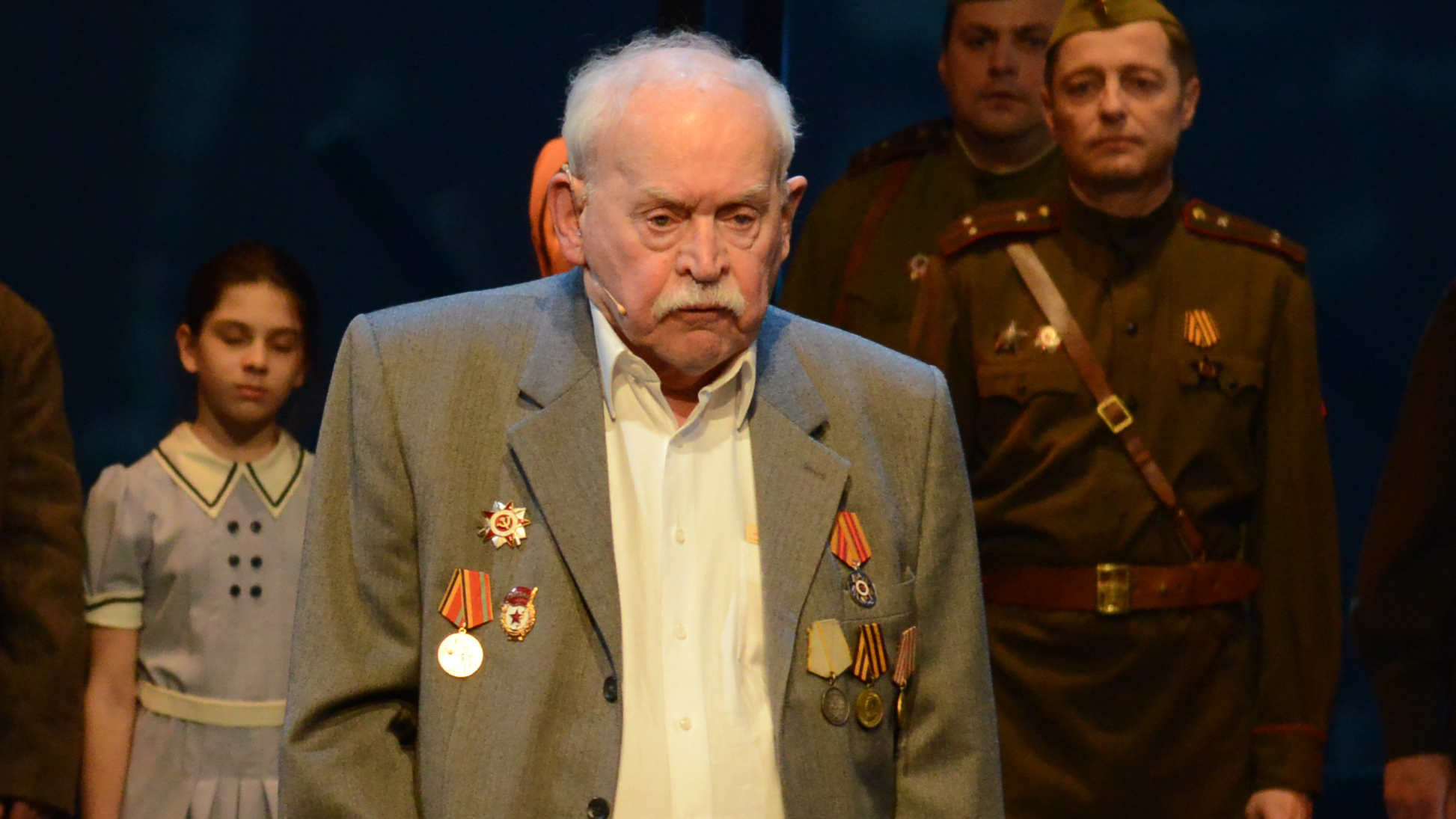 Скончался старейший артист Театра Российской Армии Александр Петров